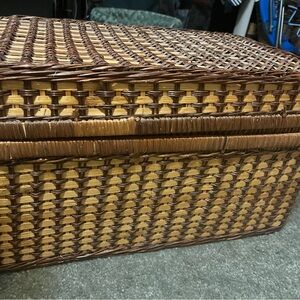 Picnic Basket with Utensils